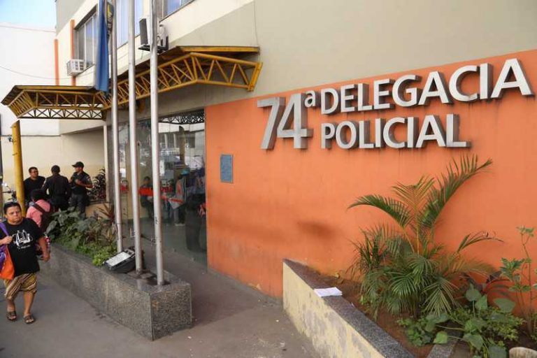 Dupla é presa acusada de furtar supermercado em Alcântara, São Gonçalo