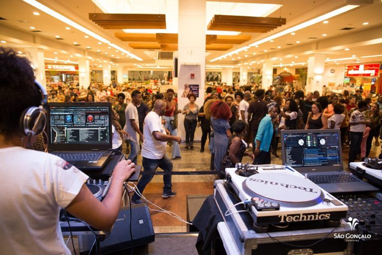 Shopping de São Gonçalo vai reunir fãs da black music na 4ª edição do Baile Charme