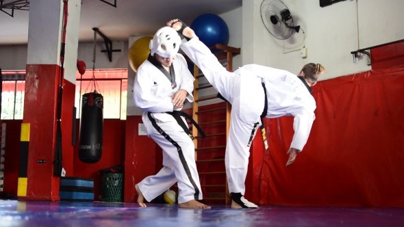 Atletas gonçalenses de Taekwondo conquistam medalhas em torneio nacional em São Paulo