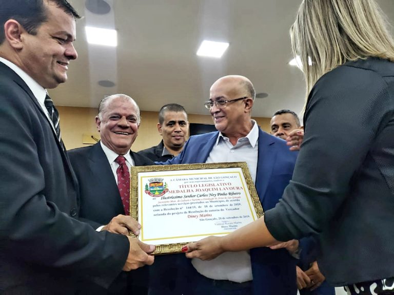 Secretário de Cultura de São Gonçalo recebe homenagem na Câmara de Vereadores