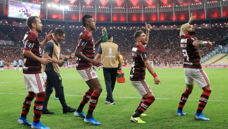 Chocolate! Flamengo goleia Grêmio no Maracanã e está na final da Libertadores