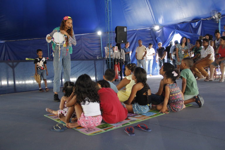 Lona Cultural terá atividades de música e teatro neste fim de semana no Jardim Catarina