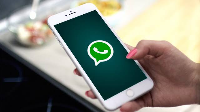 Nova atualização do Whatsapp impõe limite para encaminhar mensagem
