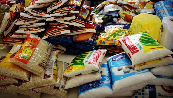 Projeto ‘Estilo livre’, arrecada alimentos para doação em Niterói