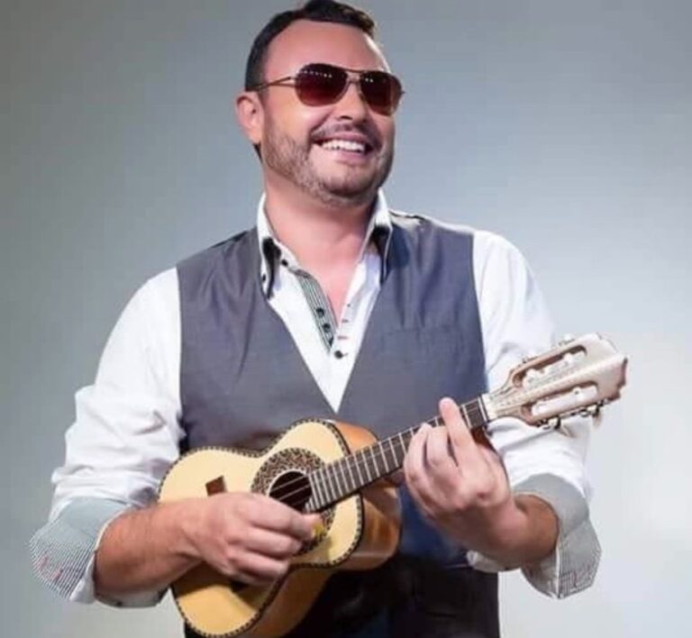 Fred Tavares realiza live beneficente para ajudar músicos de São Gonçalo