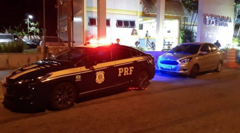 Homem é preso com carro roubado em Petrópolis
