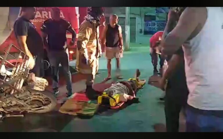 Acidente entre carro e moto deixa um ferido em Itaipuaçu