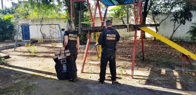 Idoso é preso com pornografia infantil cuidando de escola no Rio