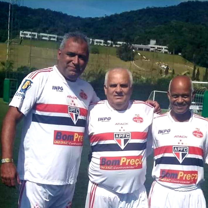 Gonçalense, ex-jogador do Flamengo, morre de coronavírus