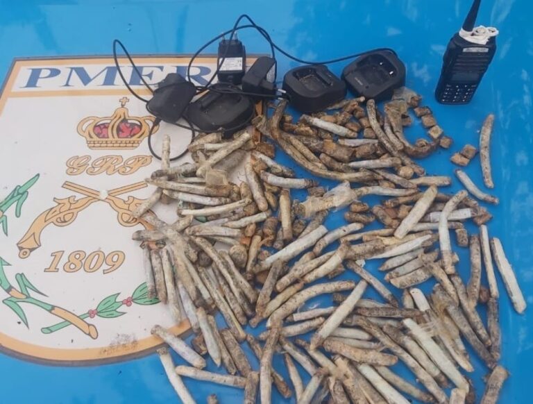 Homem é preso com mais de 200 papelotes de maconha em Niterói