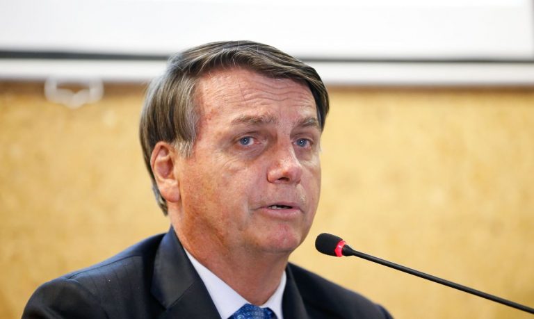 Bolsonaro diz que está aberto a sugestões para recuperação da economia