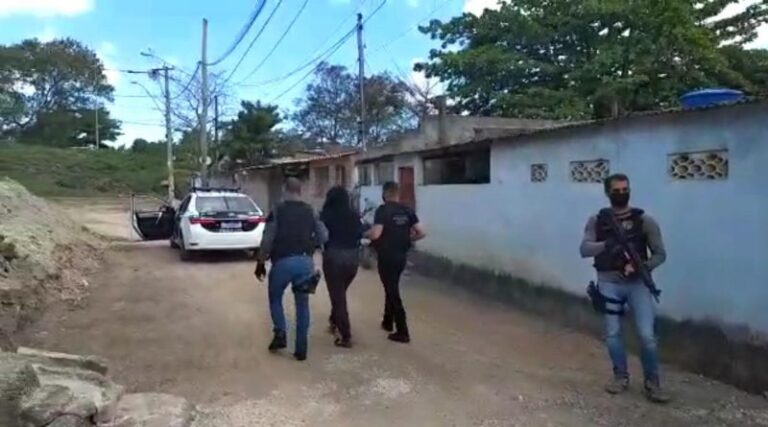 Mulher é condenada a 17 anos por matar vizinha, em Guaxindiba