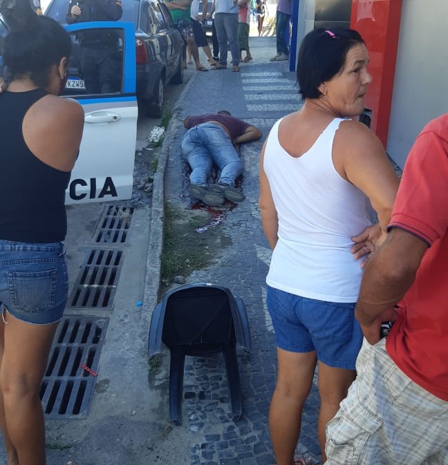 Homem é morto a tiros na Avenida Maricá, em São Gonçalo