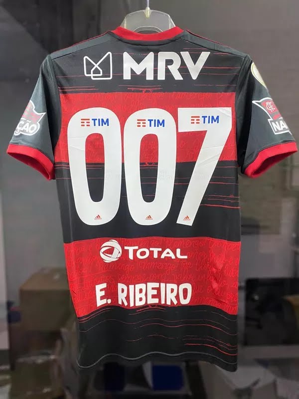 Flamengo vai homenagear Sean Connery, e Everton Ribeiro vestirá camisa 007 contra o São Paulo