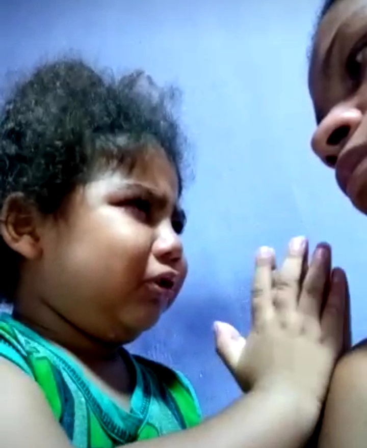 ‘RESPILA, MAMÃE’: pequeno gonçalense fã de ‘Free Fire’ viraliza nas redes após gastar R$ 200 no jogo