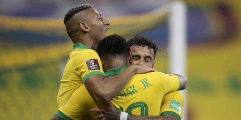 Com o pé direito: Brasil goleia Bolívia em estreia nas eliminatórias