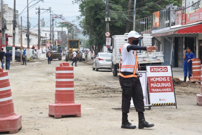 Rua do Centro de Maricá é interditada para obras