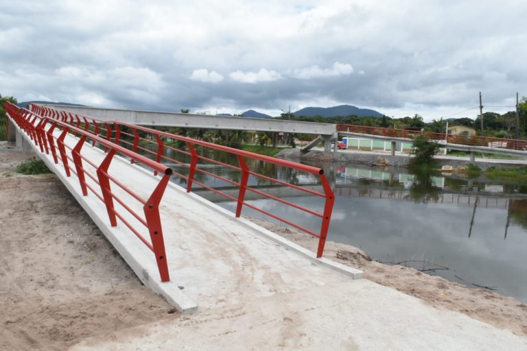 Maricá: Bambuí e Cordeirinho ganham passarela de pedestres sobre o canal