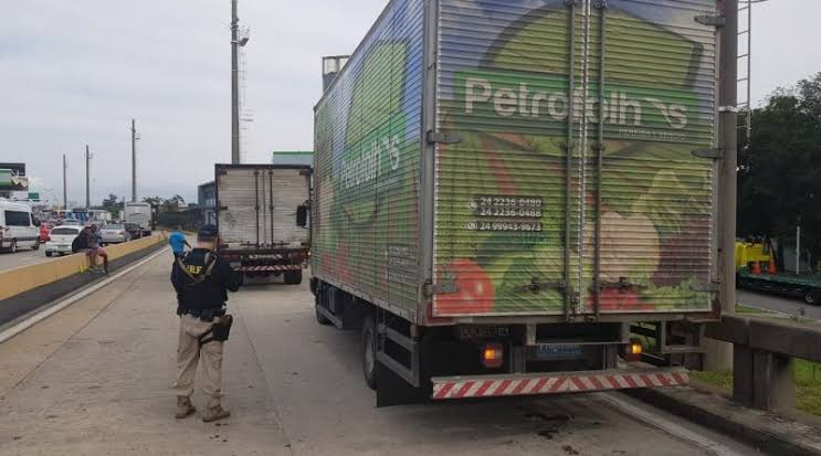 Tráfego de caminhões na Ponte Rio-Niterói tem novas regras