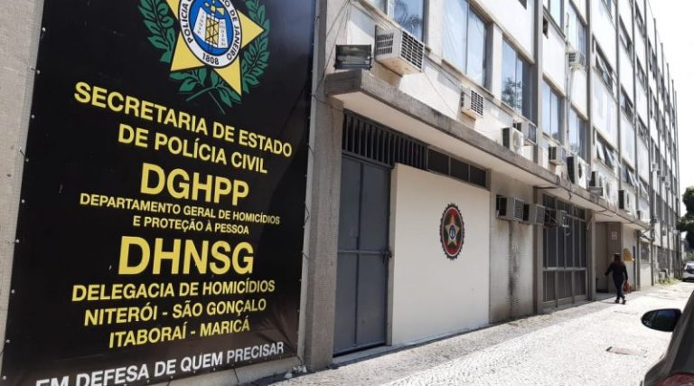 Homem é morto após ter motocicleta roubada em São Gonçalo