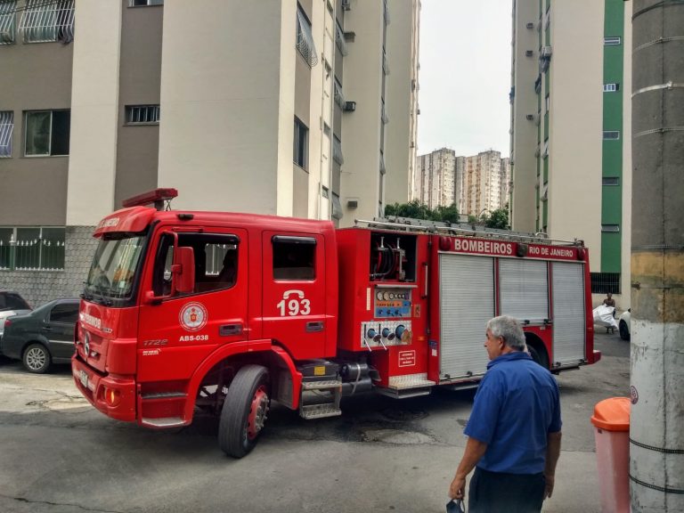 Família é salva de incêndio por porteiro em Alcântara (veja o vídeo)
