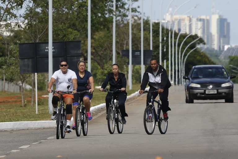 Polêmica: governo abre edital pra comprar bicicleta de R$ 10 mil para Mourão