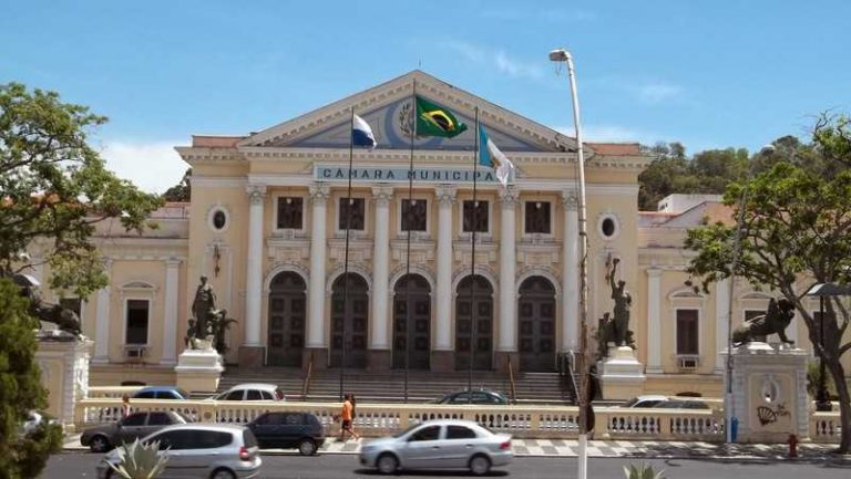 Prefeitura de Niterói é autorizada a comprar vacinas contra Covid-19