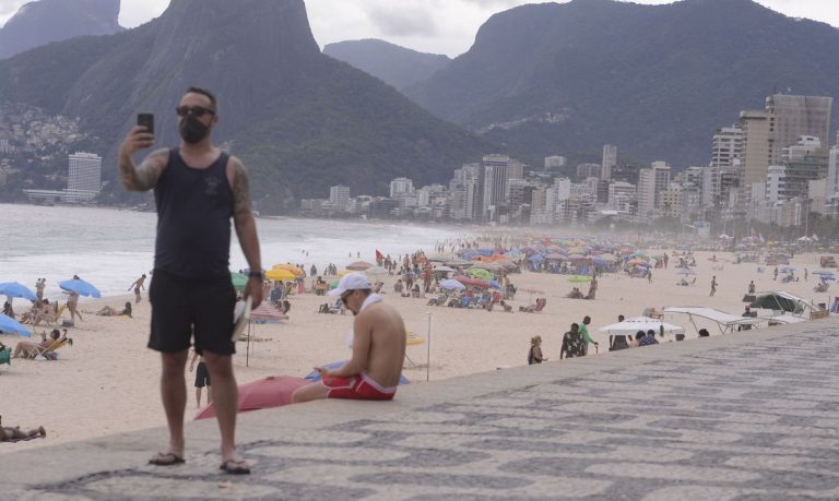 Proibições na orla do Rio de Janeiro já estão valendo para o réveillon
