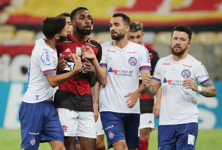 Polícia Civil irá ouvir jogador do Flamengo sobre caso de injúria racial
