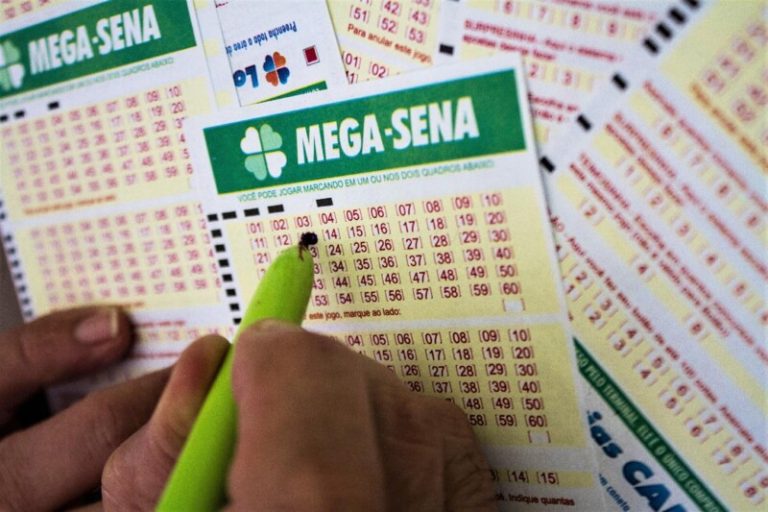 Mega-Sena acumulada sorteia R$ 48 milhões neste sábado