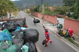 Descarte correto de lixo é tema de campanha de conscientização em Maricá