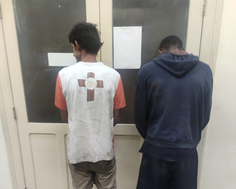 Furto de fios telefônicos resulta na prisão de dois homens no Barreto, em Niterói