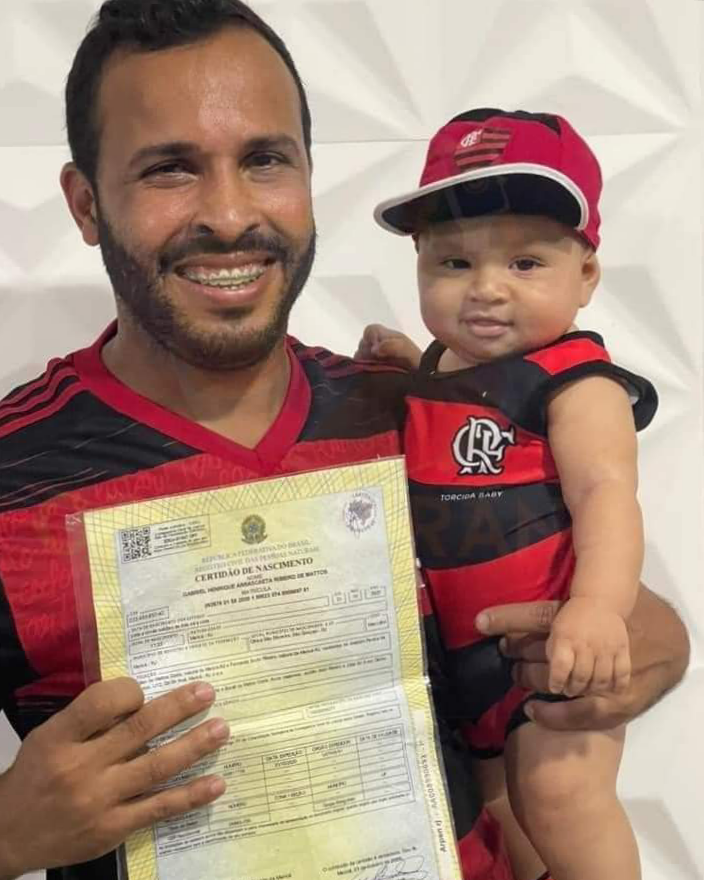 Pai registra filho com nome de quatro jogadores do Flamengo