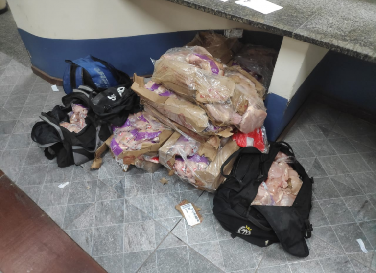 Polícia recupera carga roubada na Covanca, em São Gonçalo
