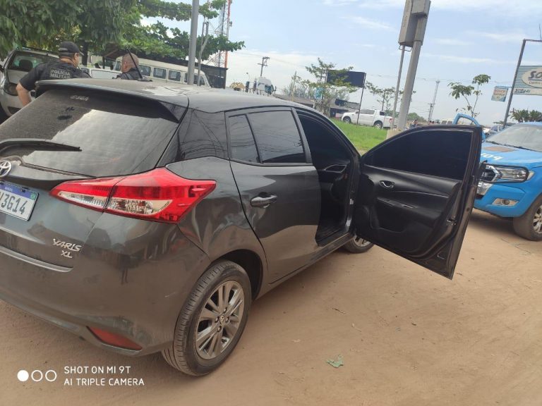 Suspeito preso em Itaboraí dirigia carro roubado com placas de outro veículo
