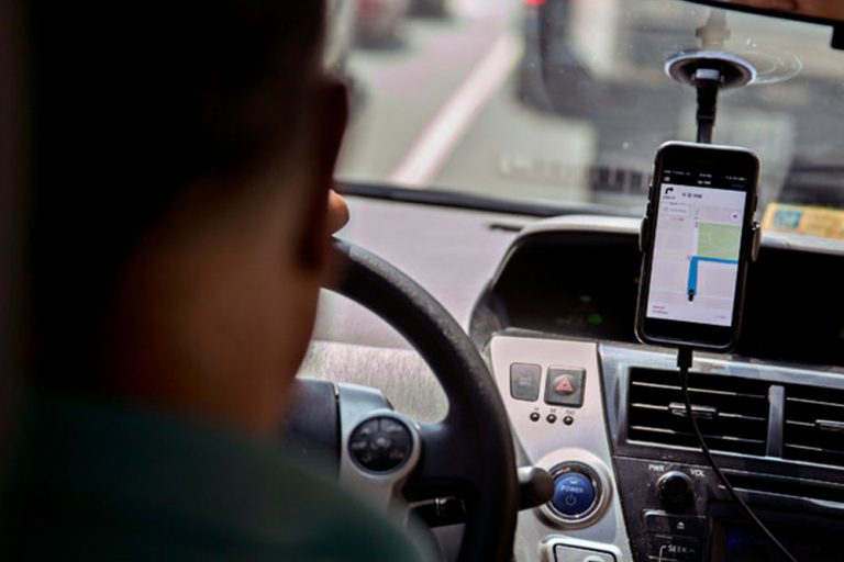 Adolescentes são acusados de roubar motoristas de aplicativos em São Gonçalo e Niterói