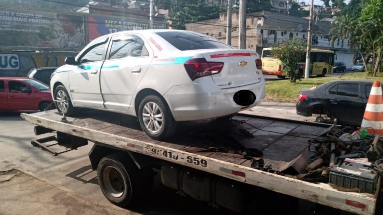 Ladrões ficam a pé: dispositivo bloqueia motor e táxi roubado em São Gonçalo é recuperado