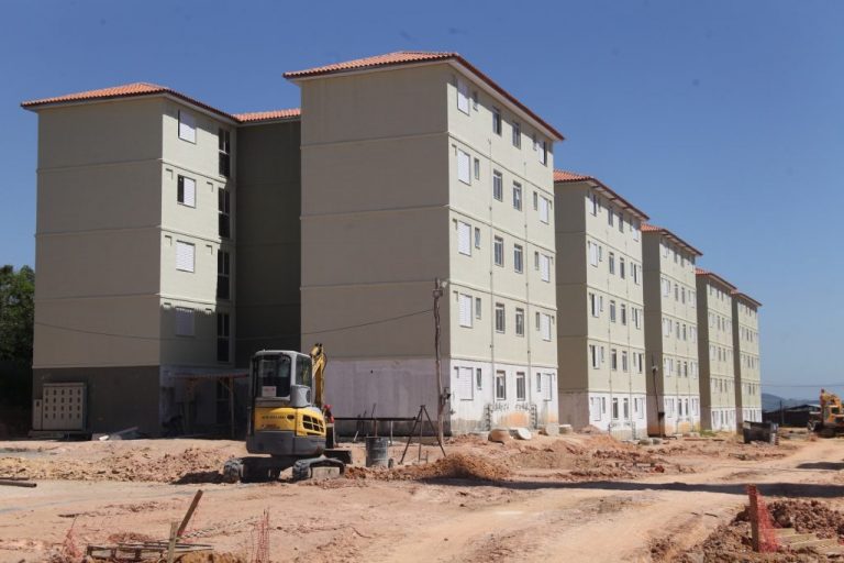 Prefeitura divulga lista de beneficiários de programa habitacional para 500 famílias em Marambaia
