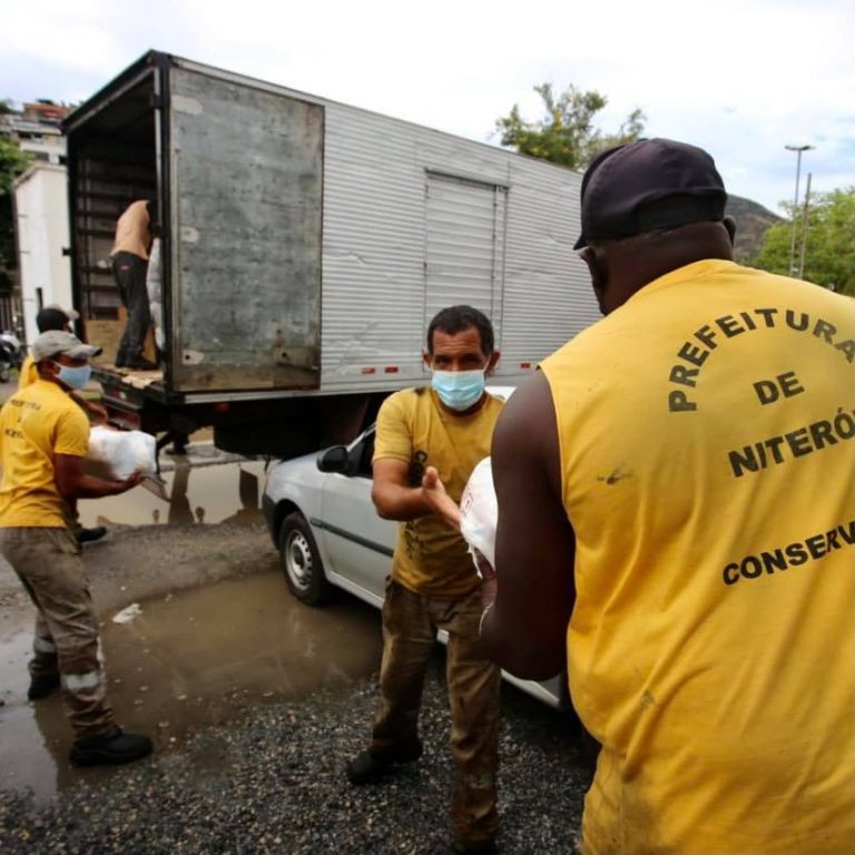 Covid-19: Campanha Niterói Solidária arrecada 30 toneladas de donativos; veja onde doar