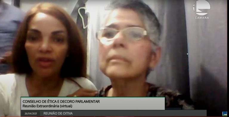 Filha de Flordelis inocenta mãe: ela diz que pagou R$ 5 mil pela morte do pastor Anderson