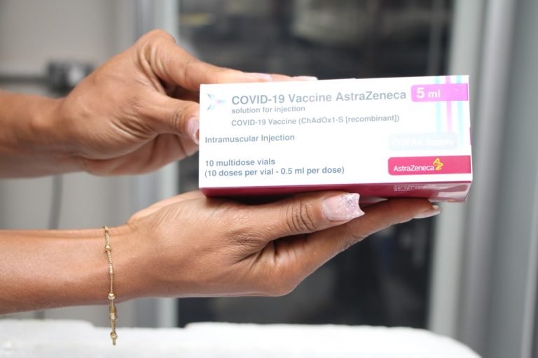 Maricá: Aplicação de primeira dose com AstraZeneca é suspensa