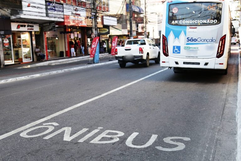 Secretaria de Transportes implanta faixas seletivas para ônibus em ruas no Centro de SG 