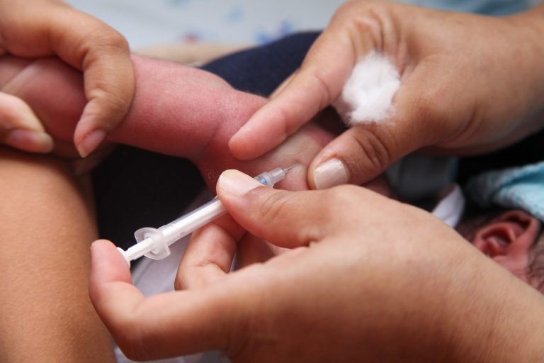 São Gonçalo alerta para importância da vacina BCG 