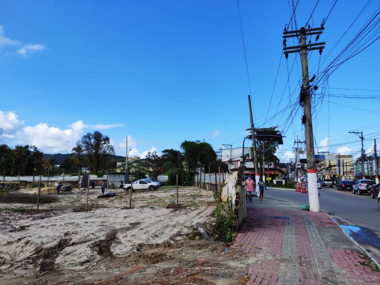 Secretaria de Urbanismo fiscaliza obras irregulares em Maricá