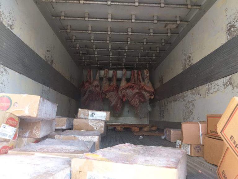PM recupera carga de carne em São Gonçalo