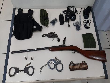 Polícia Civil prende homem por porte ilegal de arma de fogo em Saquarema