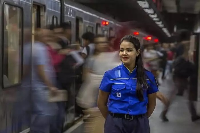 Oportunidade: vagas para jovem aprendiz mulher no MetrôRio