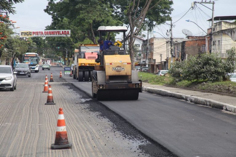 Obras de pavimentação avançam no Galo Branco, em São Gonçalo