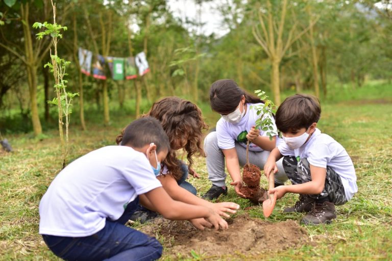 Maricá lança programa para promover a consciência ambiental nas crianças 