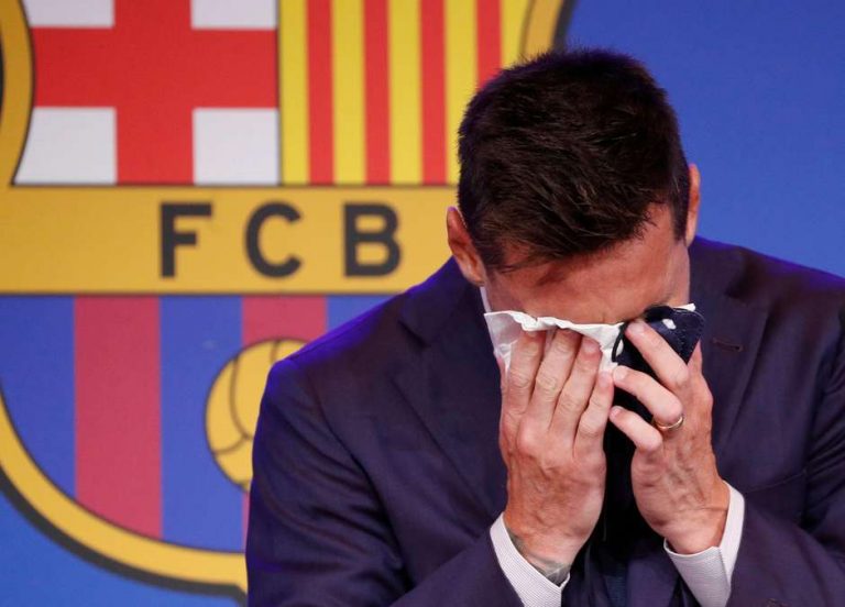 Messi chora ao se despedir do Barcelona (Veja o vídeo)